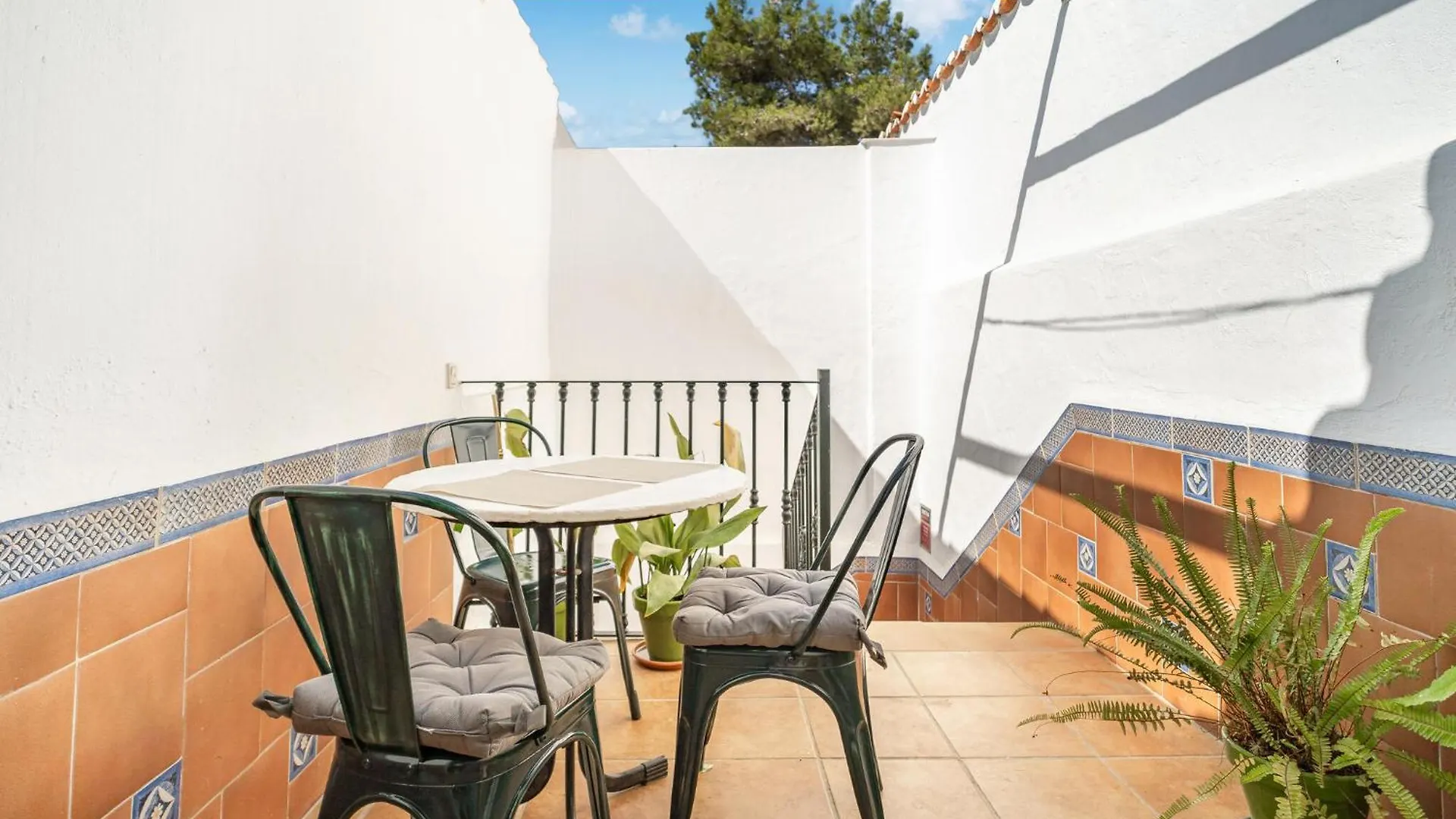 Beautiful Apartment In Torremolinos With Wifi